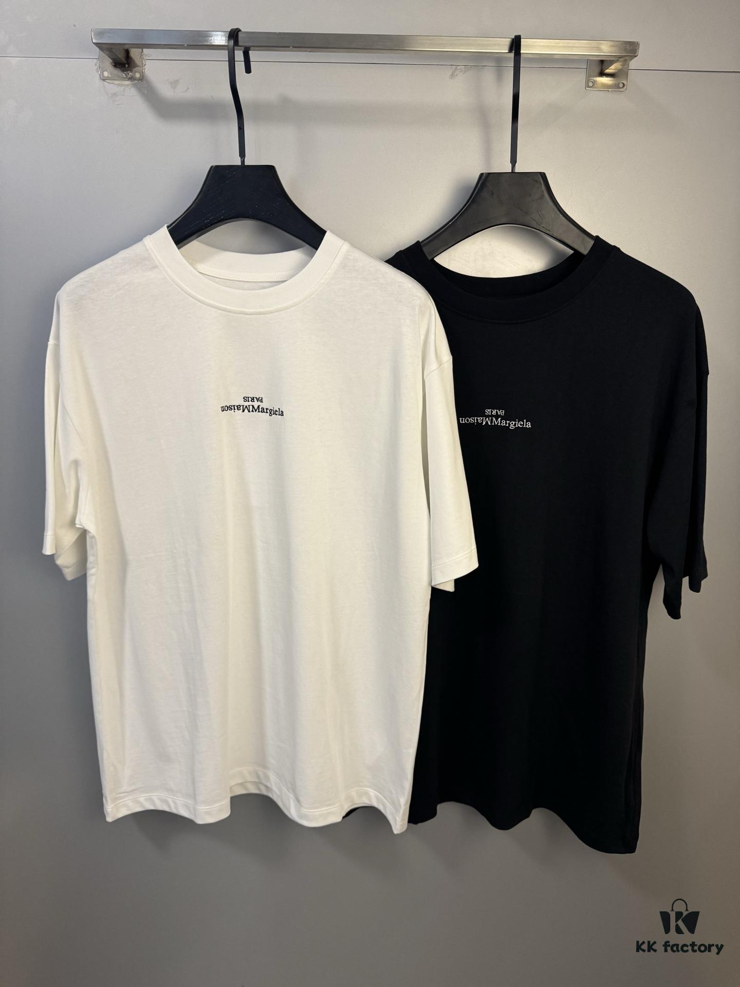 6931a1eeccd8ab3d7af9600c High-End Maison Margiela 2024 Inverted Logo Embroidered Short Sleeve T-Shirt
