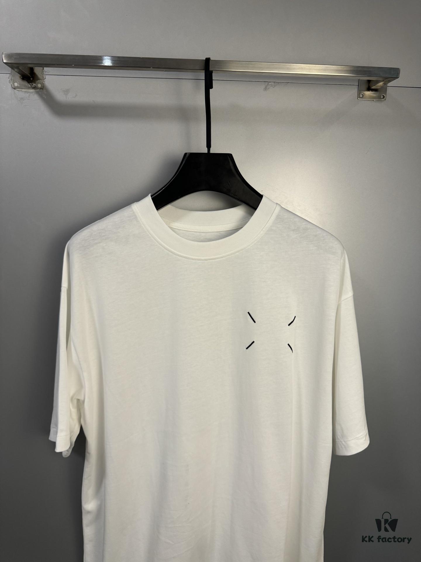 6931a1f5ccd8ab3d7af9608e High-End Maison Margiela Embroidered Chest and Calendar Loop 6 Short Sleeve T-Shirt