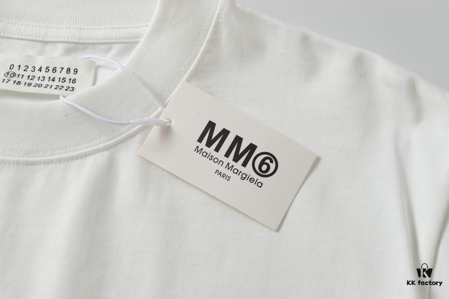 6931a1faccd8ab3d7af960d7 Maison Margiela Spring/Summer 2025 Letter Print Logo T-Shirt Unisex Short Sleeve