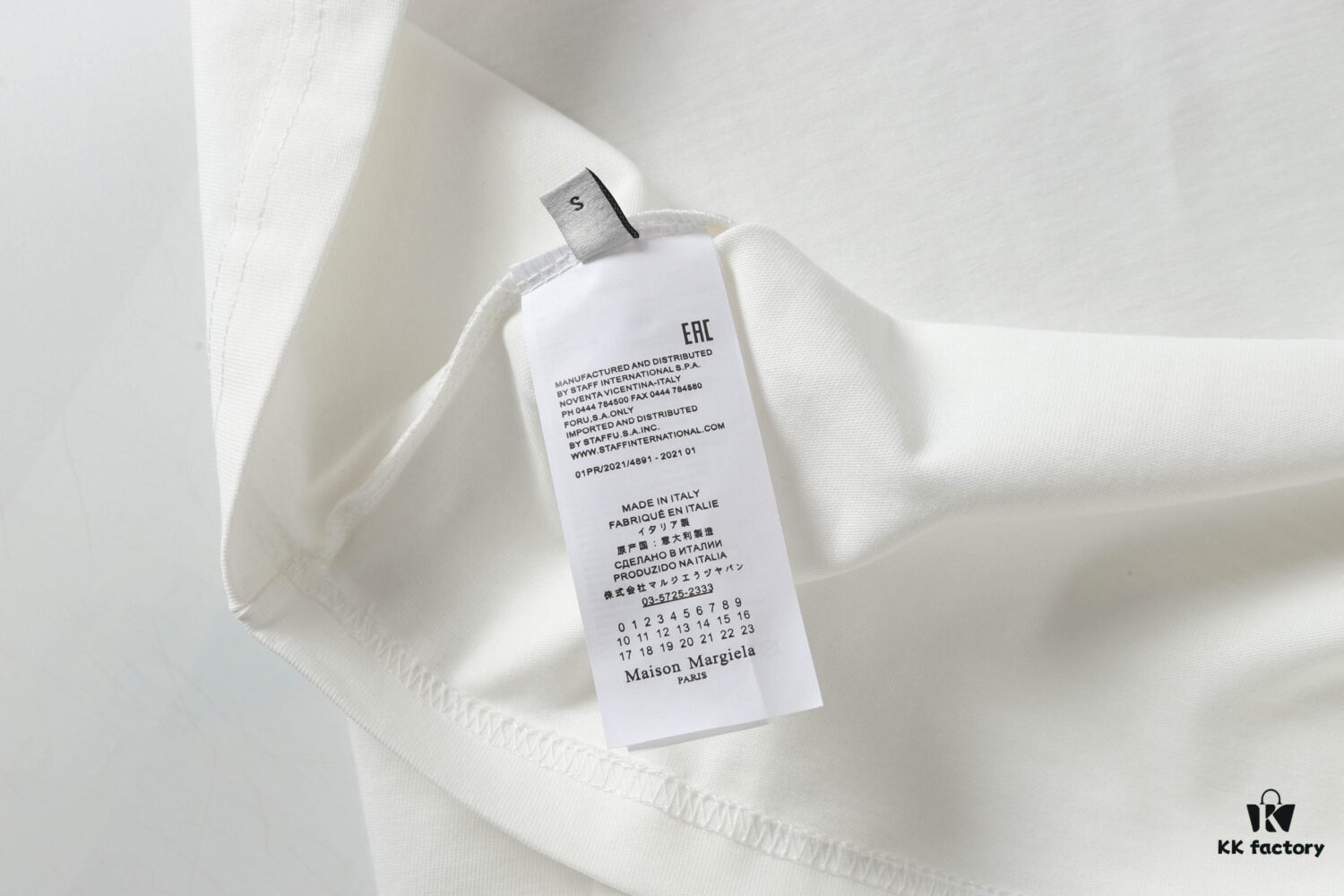 6931a1faccd8ab3d7af960db Maison Margiela Spring/Summer 2025 Letter Print Logo T-Shirt Unisex Short Sleeve