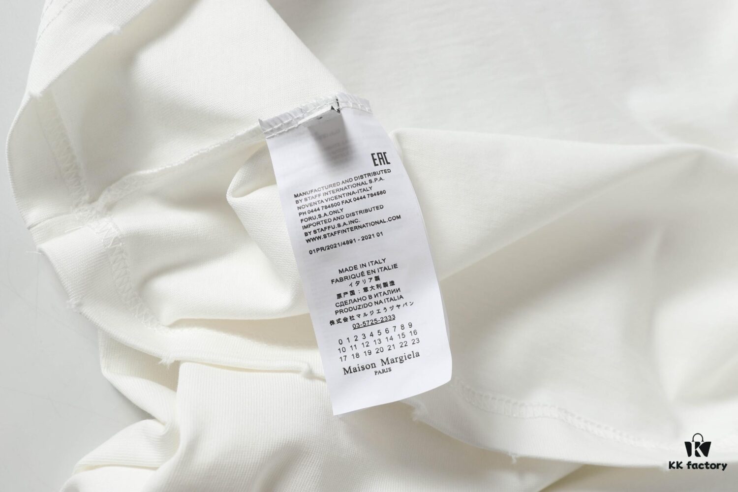 6931a1fbccd8ab3d7af960f2 MM6 Maison Margiela 25SS Printed Logo Round Neck Short Sleeve T-Shirt