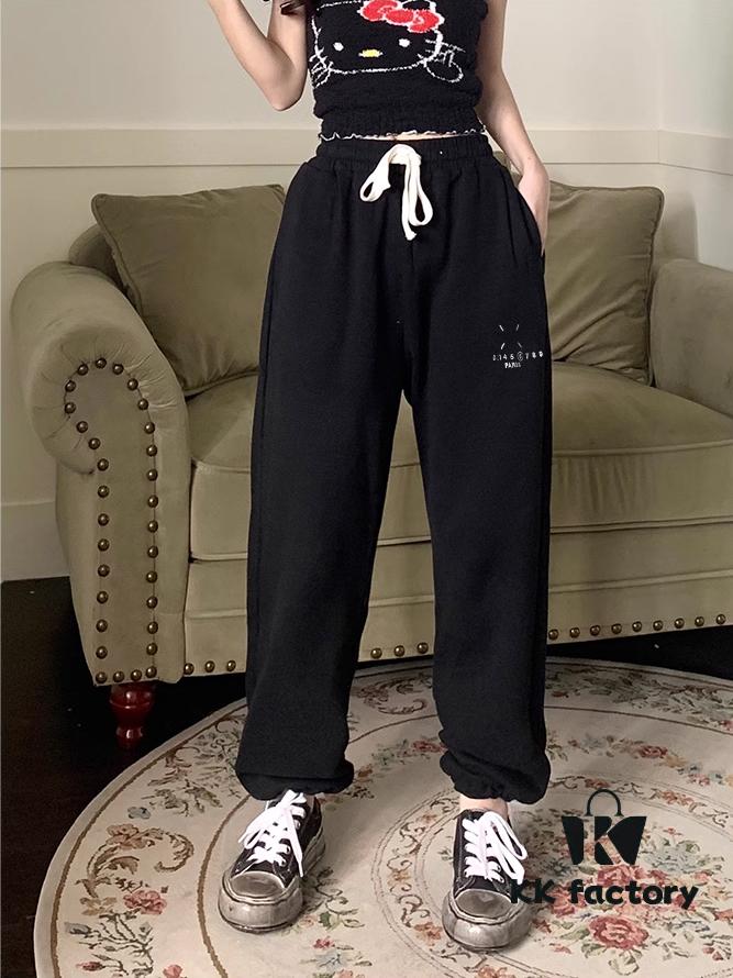 6931a1ffccd8ab3d7af9613d Maison Margiela 24FW Spring and Autumn New Classic Number Logo Pocket Four-Point Embroidered Cuffed Casual Pants Unisex