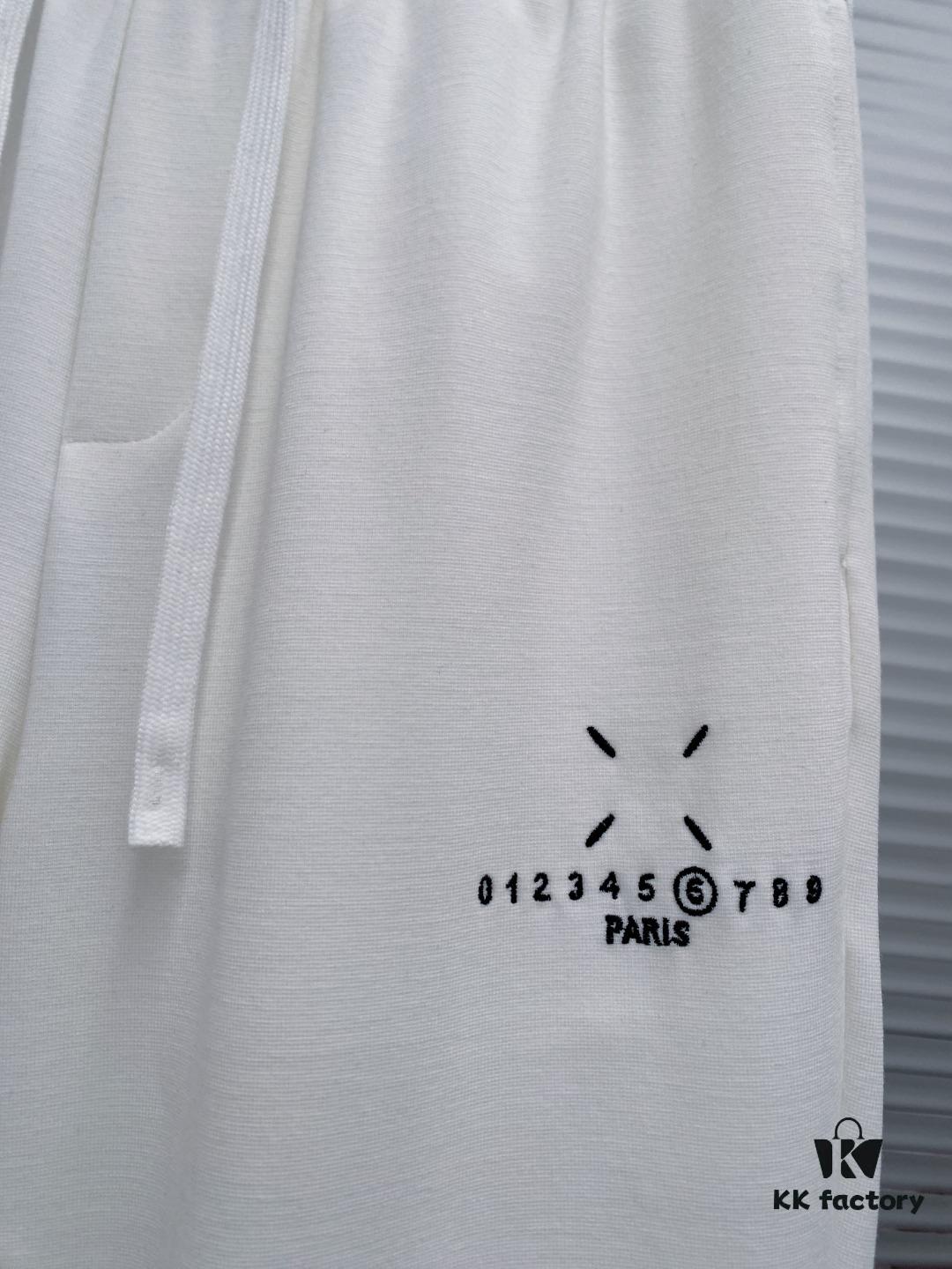 6931a1ffccd8ab3d7af96146 Maison Margiela 24FW Spring Autumn New Classic Number Logo Patch Pocket Four-Thread Embroidery Cuffed Casual Pants Unisex Couple Style, Simple and Low-Key