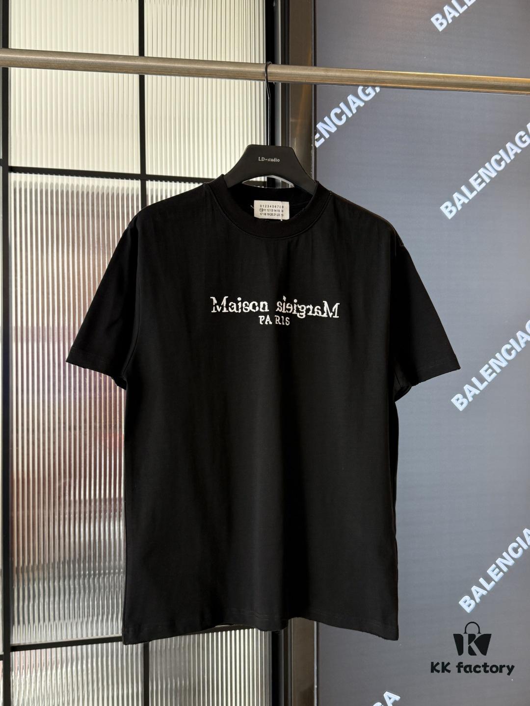 6931a20eccd8ab3d7af96201 Maison Margiela 25SS Spring/Summer New Arrival Embroidered 300g Short Sleeve T-Shirt (Top Tier Version, Distinguished from Standard Stock)