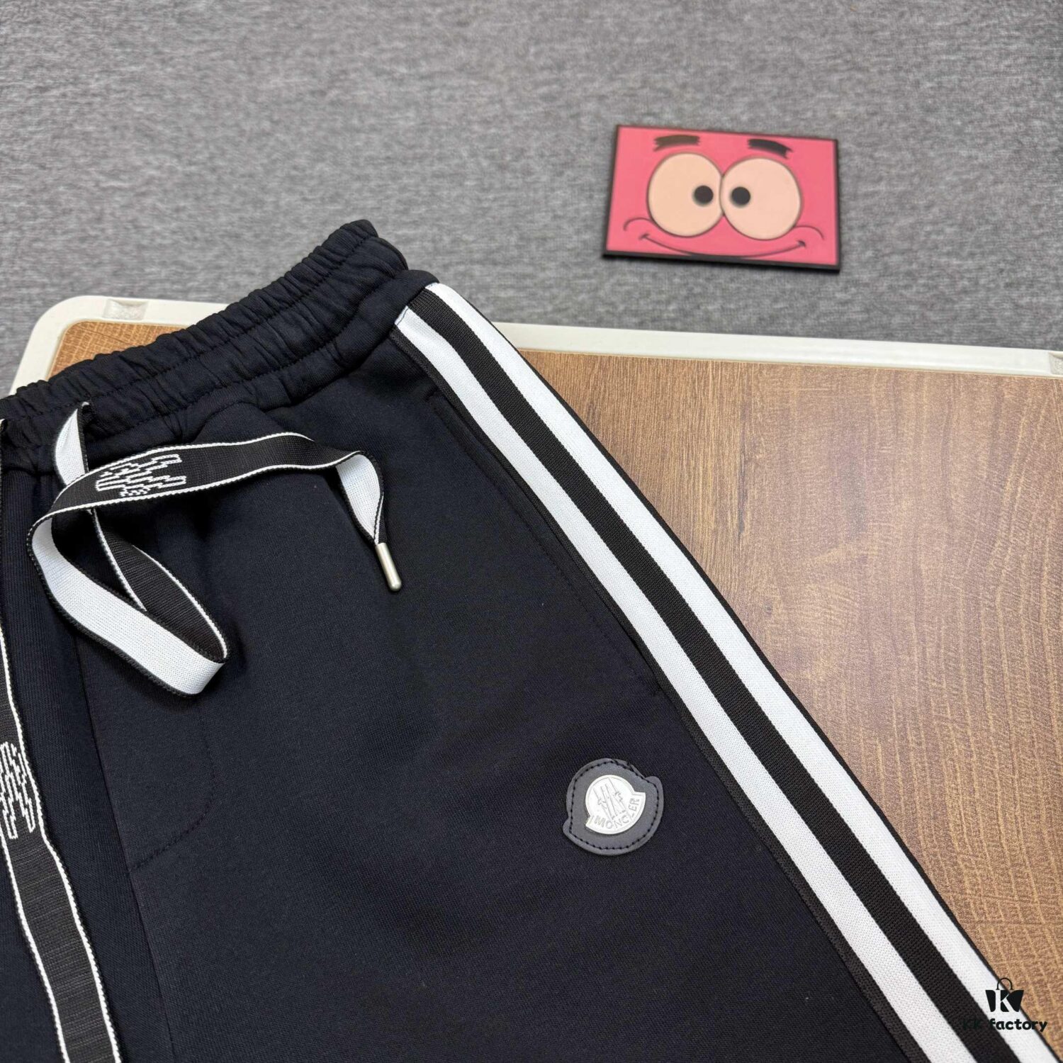6931a213ccd8ab3d7af96267 New Arrival Moncler Logo Striped Drawstring Straight Leg Sweatpants