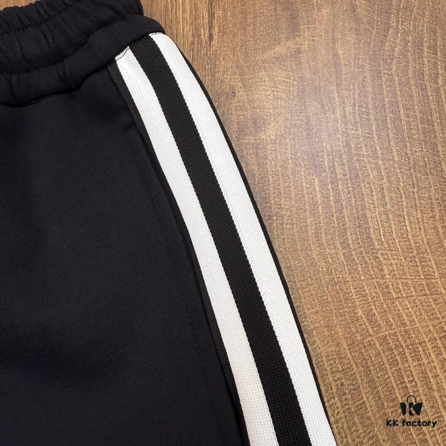6931a213ccd8ab3d7af96268 New Arrival Moncler Logo Striped Drawstring Straight Leg Sweatpants