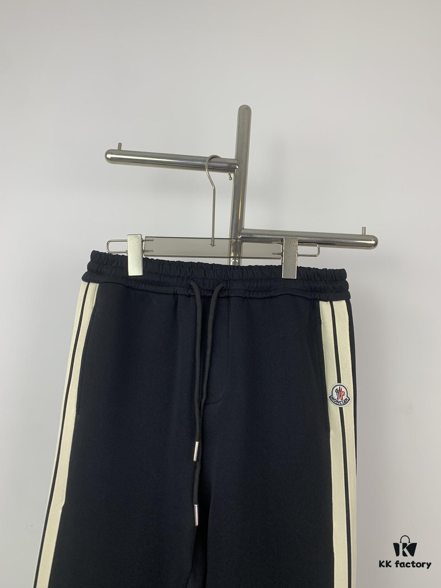 6931a213ccd8ab3d7af9626d New Arrival Moncler Logo-Strip Offset Drawstring Straight Leg Pants, Heavyweight 450g Double-Yarn Composite Fabric Sweatpants