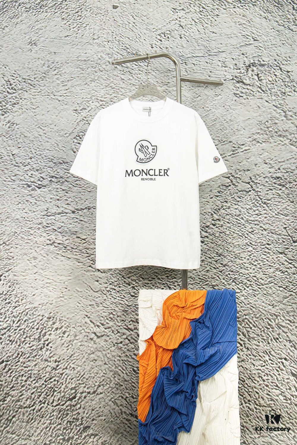 6931a21cccd8ab3d7af9630b Moncler Y126 Minimalist Logo Print Short Sleeve T-Shirt in 270g Double-Brushed Pure Cotton