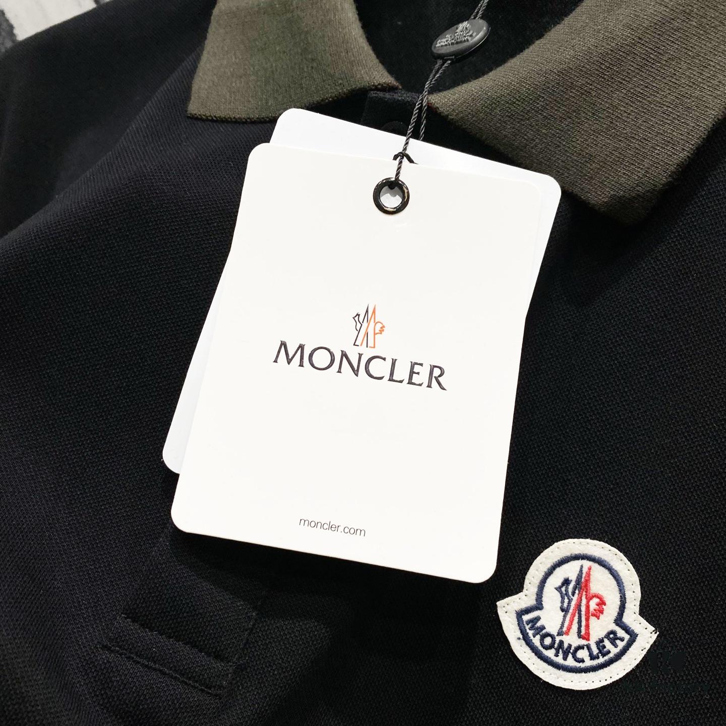 6931a222ccd8ab3d7af9637c MONCLER Turn-down Polo Shirt with Contrast Collar and Brand Logo Badge