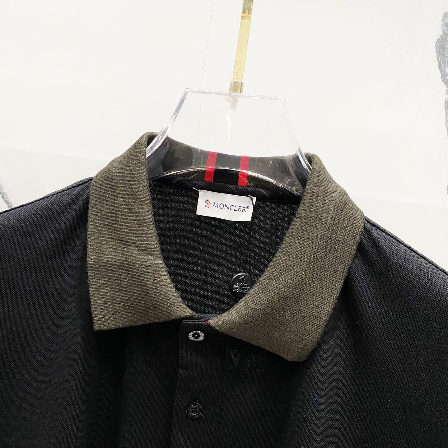 6931a222ccd8ab3d7af9637e MONCLER Turn-down Polo Shirt with Contrast Collar and Brand Logo Badge