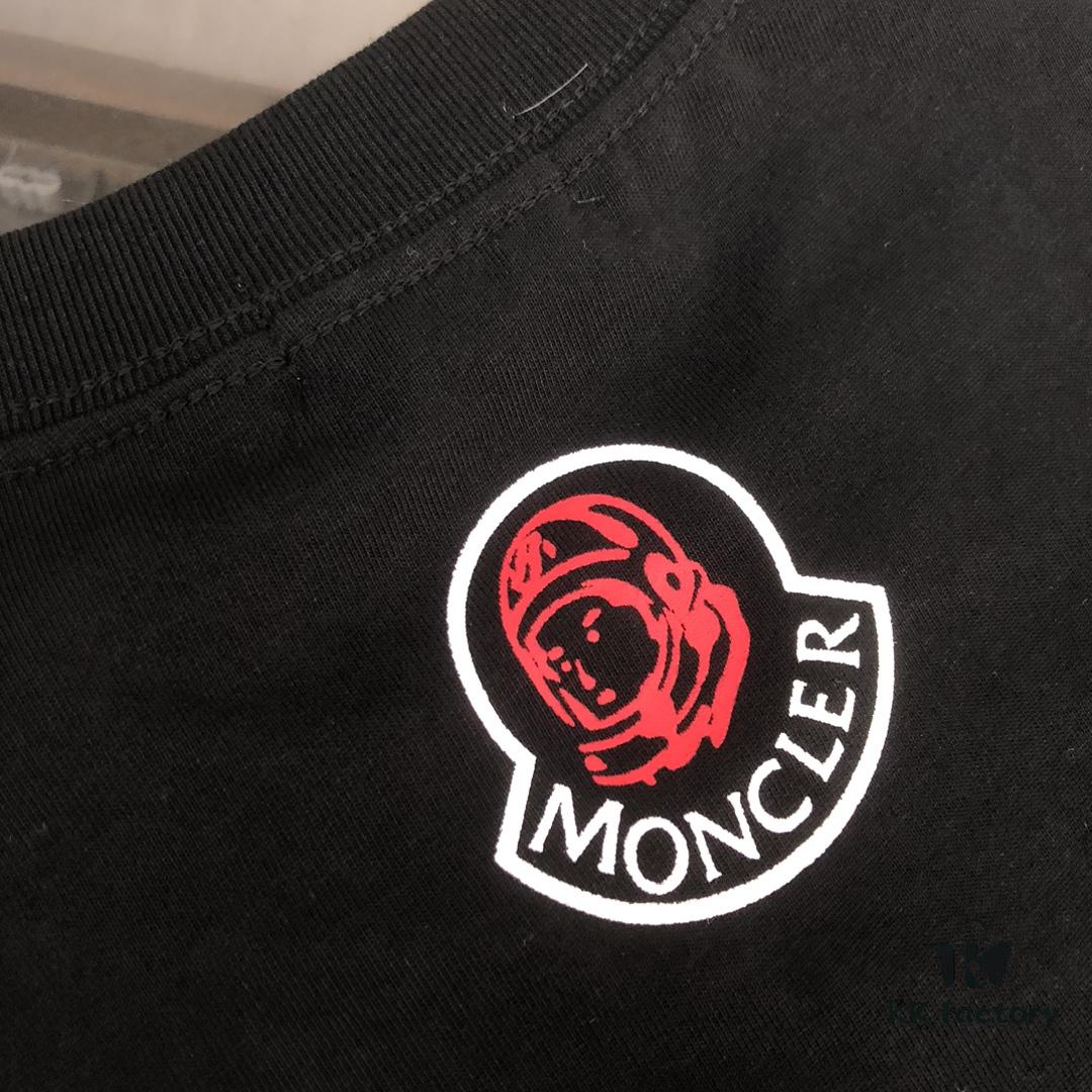 6931a224ccd8ab3d7af963ac Moncler 25SS Summer New Arrival Round Neck Short-Sleeve T-Shirt! 270g Heavyweight Premium Cotton Fabric with Excellent Hand Feel and Texture, Slim Tailoring with Clean and Sharp Design, Stylish and Attractive, Exquisite Stitching and Craftsmanship, Outstanding Silhouette, Highly Breathable, Easy to Wear for All Ages – An Essential Wardrobe Staple for Men