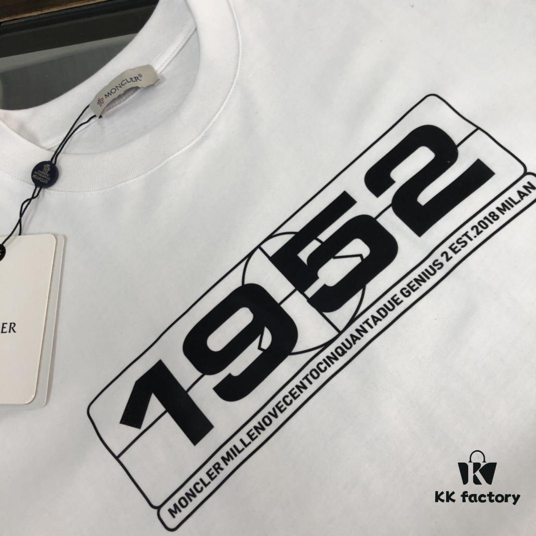 6931a225ccd8ab3d7af963b8 Moncler 25SS Summer New Arrival Round Neck Short-Sleeve T-Shirt, 270g Premium Heavyweight Cotton Fabric with Excellent Hand Feel and Texture, Slim Fit Tailoring, Clean and Sharp Design, Stylish and Attractive, Exquisite Stitching, Outstanding Silhouette, Highly Breathable, Easy to Wear for All Ages, an Essential Wardrobe Piece for Men