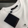6931a226ccd8ab3d7af963c9 Moncler 25SS Summer New Arrival Round Neck Short-Sleeve T-Shirt! 270g Heavyweight Premium Cotton Fabric with Perfect Texture and Feel, Slim Fit Design Clean and Sharp, Exquisite Stitching, Stylish and Breathable, Flattering Silhouette, Effortlessly Worn by All Ages – Essential Wardrobe Staple for Men