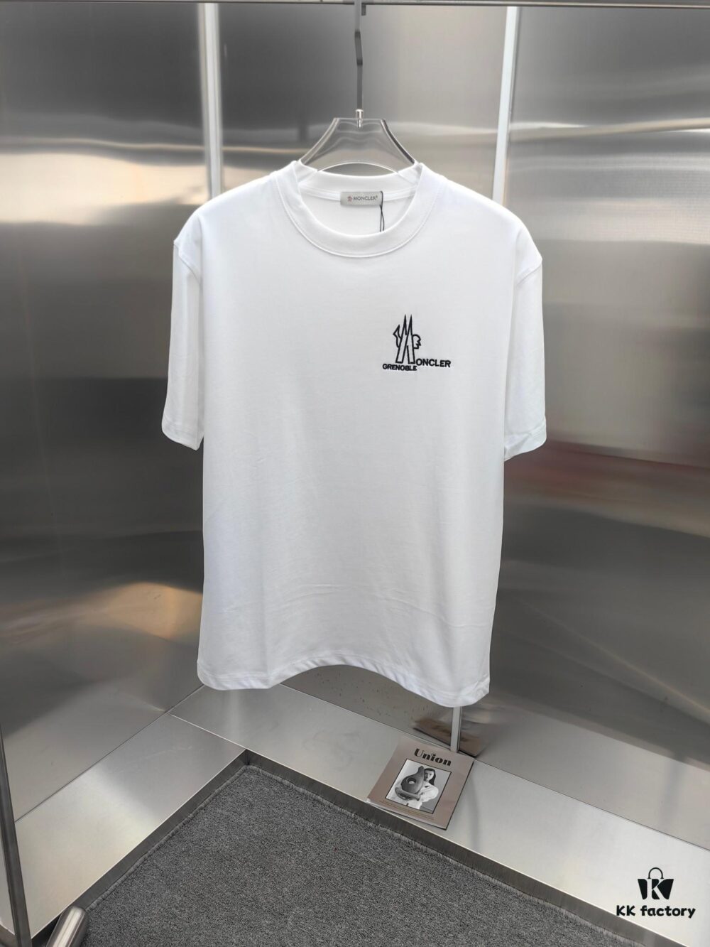 6931a22bccd8ab3d7af96431 Mon*cle MO*CLER Embroidered Premium Version Short Sleeve T-Shirt
