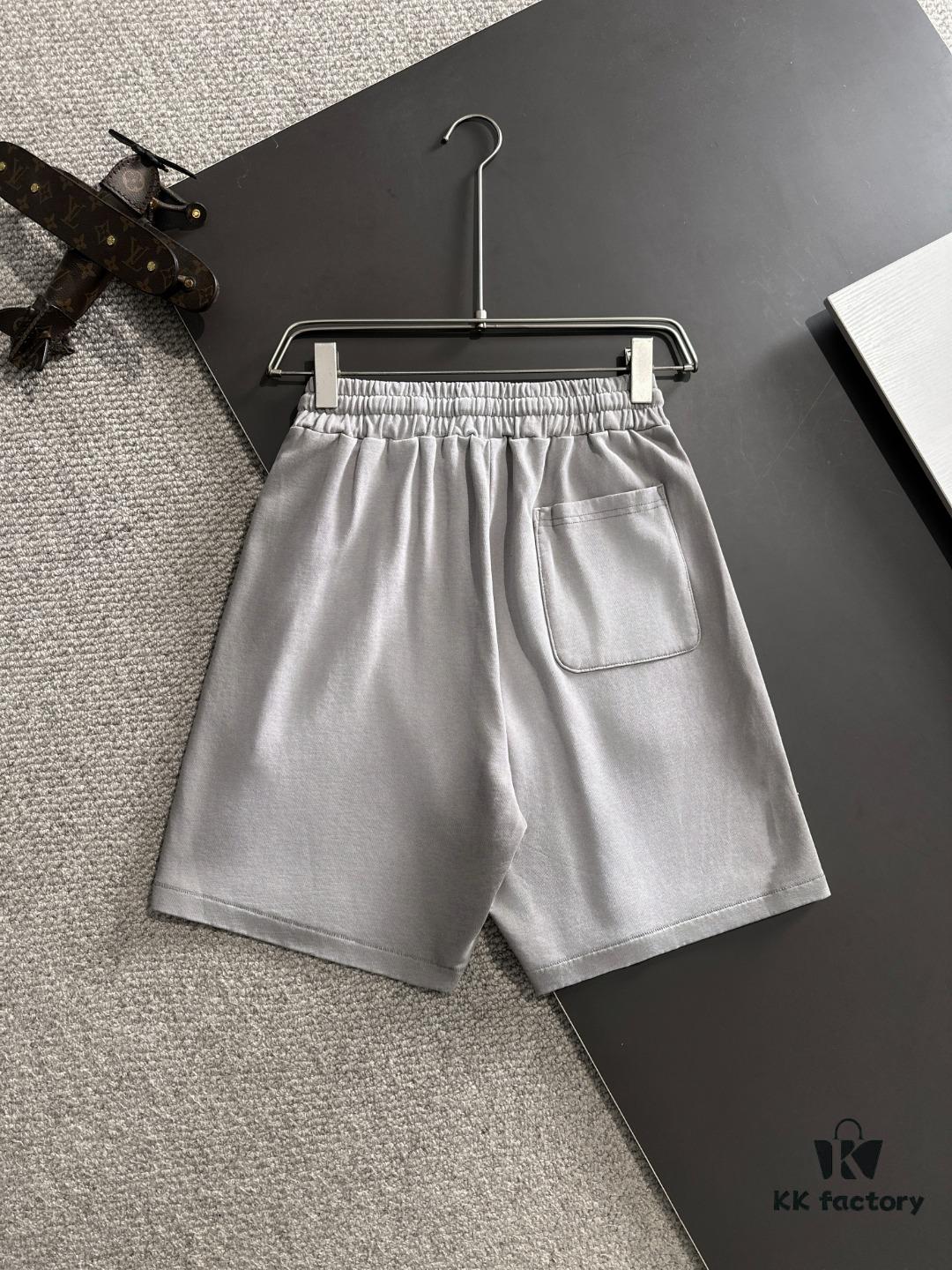 6931a240ccd8ab3d7af96526 High-End Moncler 2025 Spring/Summer New Elastic Waist Casual Plain Loose Shorts