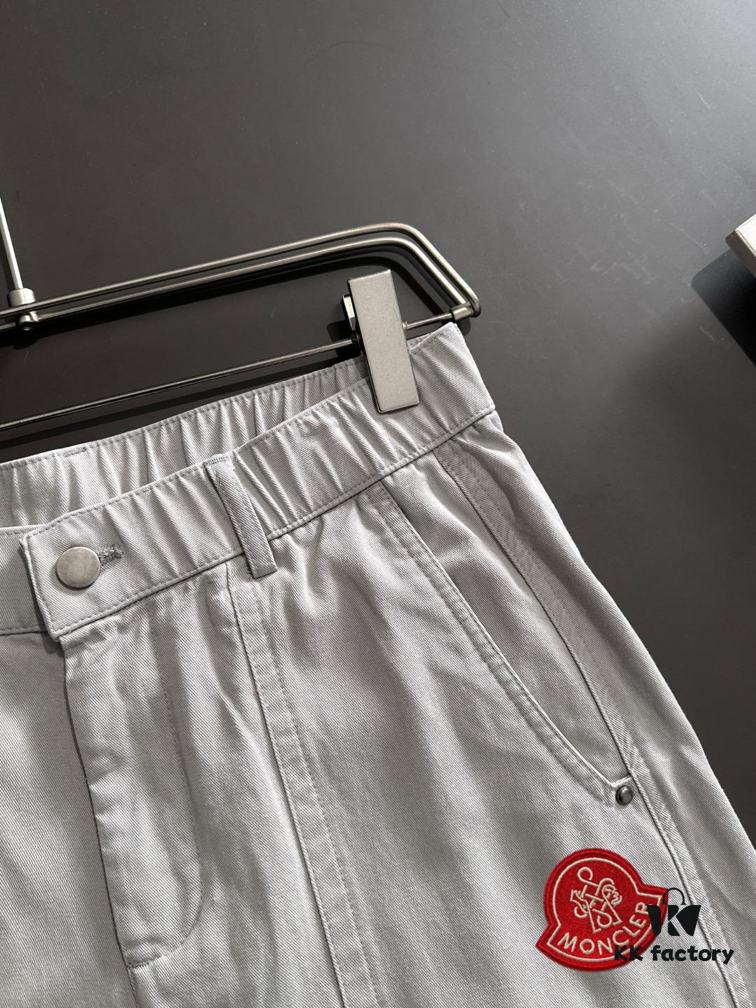 6931a243ccd8ab3d7af96558 Moncler 2025 Spring and Summer New Arrival Elastic Waist Casual Pants, Thin Style Custom Counter Fabric, Highly Breathable and Comfortable, Exquisite Details, Brand Design Concept Reflecting High Quality, Soft and Smooth Hand Feel, Presenting a Leisure Cut with Excellent Fit