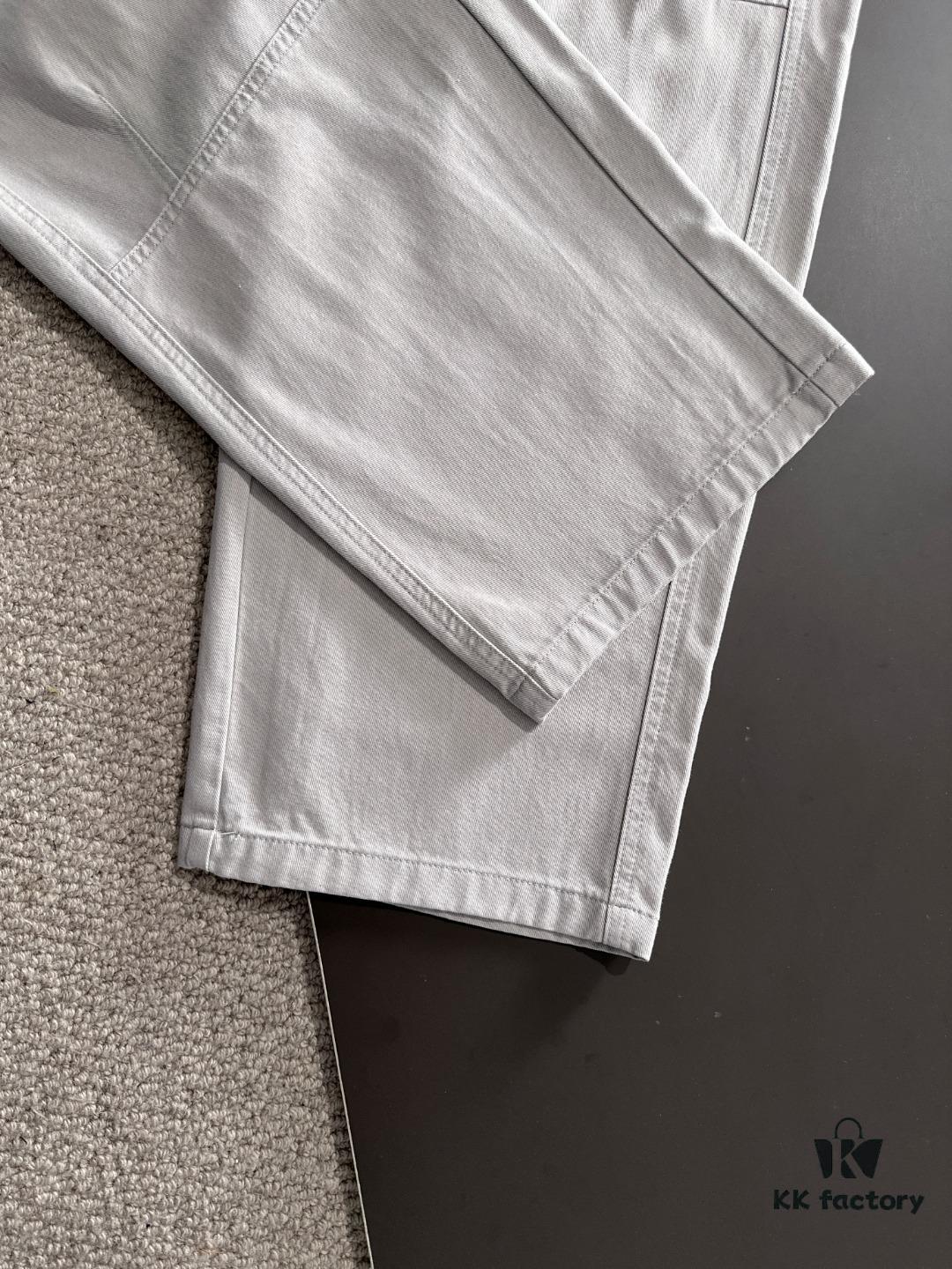 6931a243ccd8ab3d7af9655c Moncler 2025 Spring and Summer New Arrival Elastic Waist Casual Pants, Thin Style Custom Counter Fabric, Highly Breathable and Comfortable, Exquisite Details, Brand Design Concept Reflecting High Quality, Soft and Smooth Hand Feel, Presenting a Leisure Cut with Excellent Fit