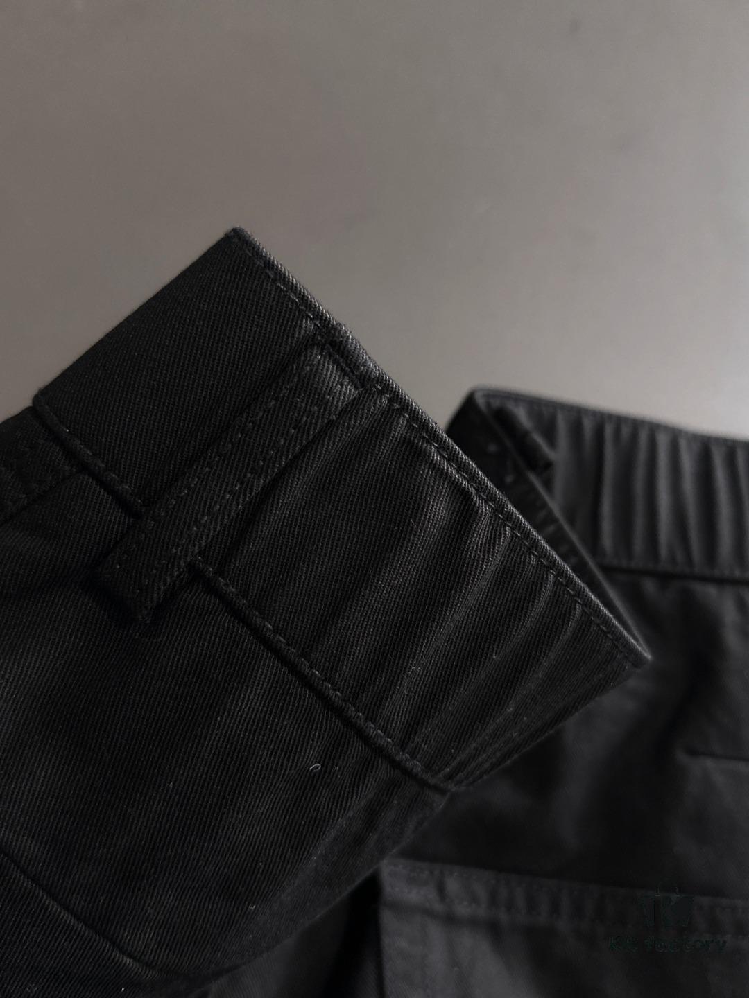 6931a245ccd8ab3d7af96589 Moncler 2025 Spring and Summer New Arrival Elastic Waist Casual Pants, Thin Style Custom Counter Fabric, Highly Breathable and Comfortable, Exquisite Details, Brand-Oriented Design Concept Reflecting High Quality, Smooth and Soft Touch