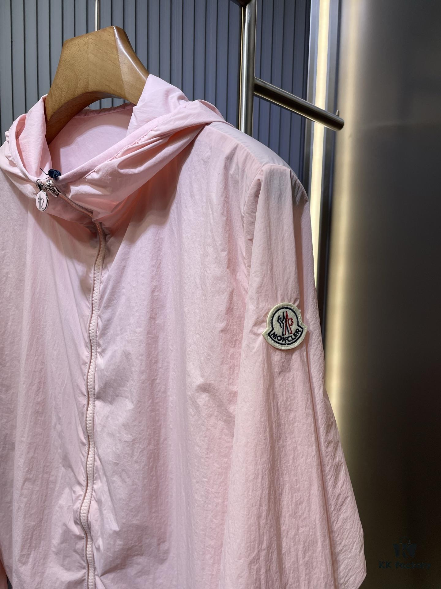 6931a248ccd8ab3d7af965bc High-Quality Bestseller MO*CLER 24 Spring/Summer New Arrival Sun Protection Windbreaker – Official Website Synchronized, Imported Memory Silk Fabric, Lightweight and Breathable