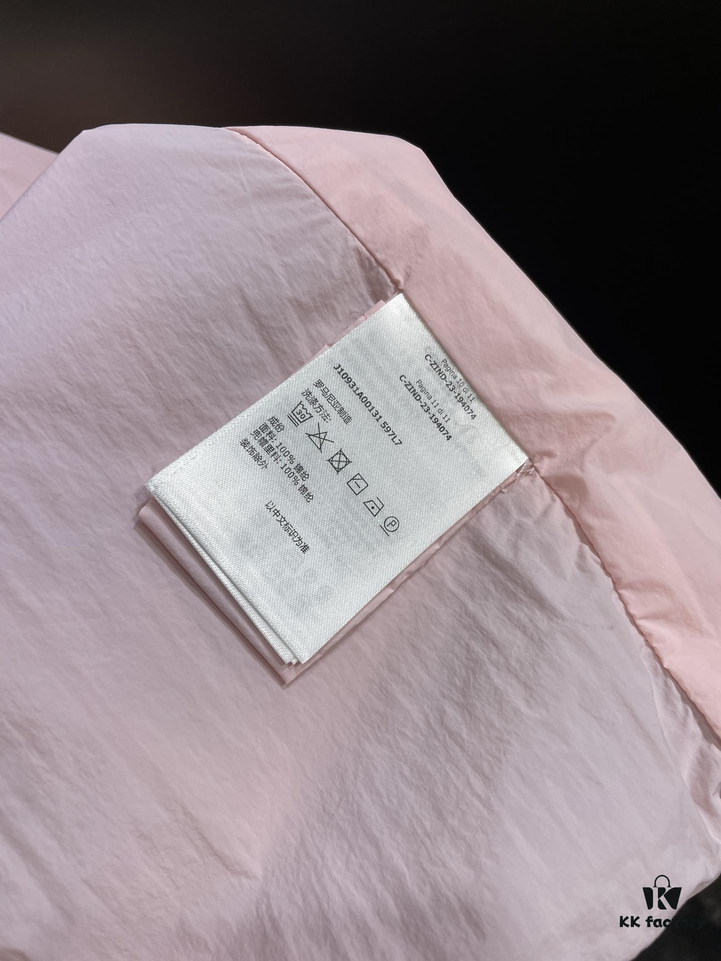 6931a248ccd8ab3d7af965c2 High-Quality Bestseller MO*CLER 24 Spring/Summer New Arrival Sun Protection Windbreaker – Official Website Synchronized, Imported Memory Silk Fabric, Lightweight and Breathable
