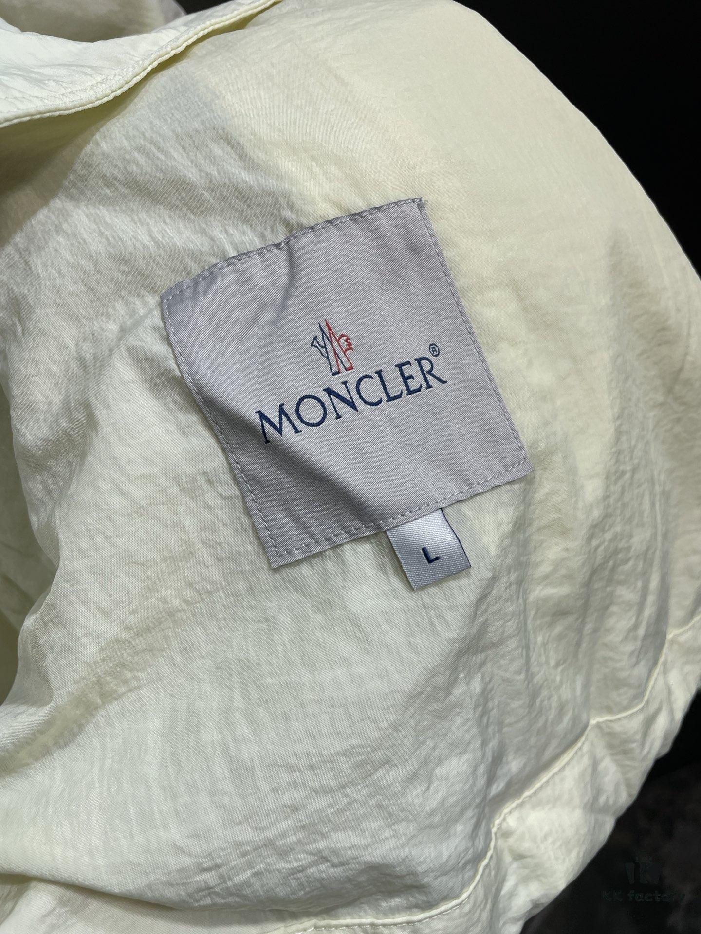 6931a24accd8ab3d7af965e5 MO*CLER 2024 Spring/Summer New Arrival Detachable Sleeve Sun Protection Windbreaker! Imported Memory Silk Fabric, Lightweight and Breathable!