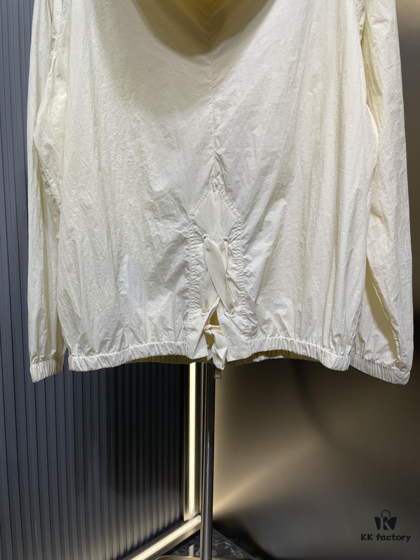 6931a24bccd8ab3d7af965fe New Arrival Original Order High-End Quality Moncle* 2024 Spring/Summer Latest Collection! Rainbow Rainbow Original Custom Windproof Fabric with Structured Texture, Adorable Youthful Sporty Girl Style! Back Bow with Split Design. Loose Fit, Extremely Comfortable and Breathable to Wear, a Must-Have Item for Elegant Ladies