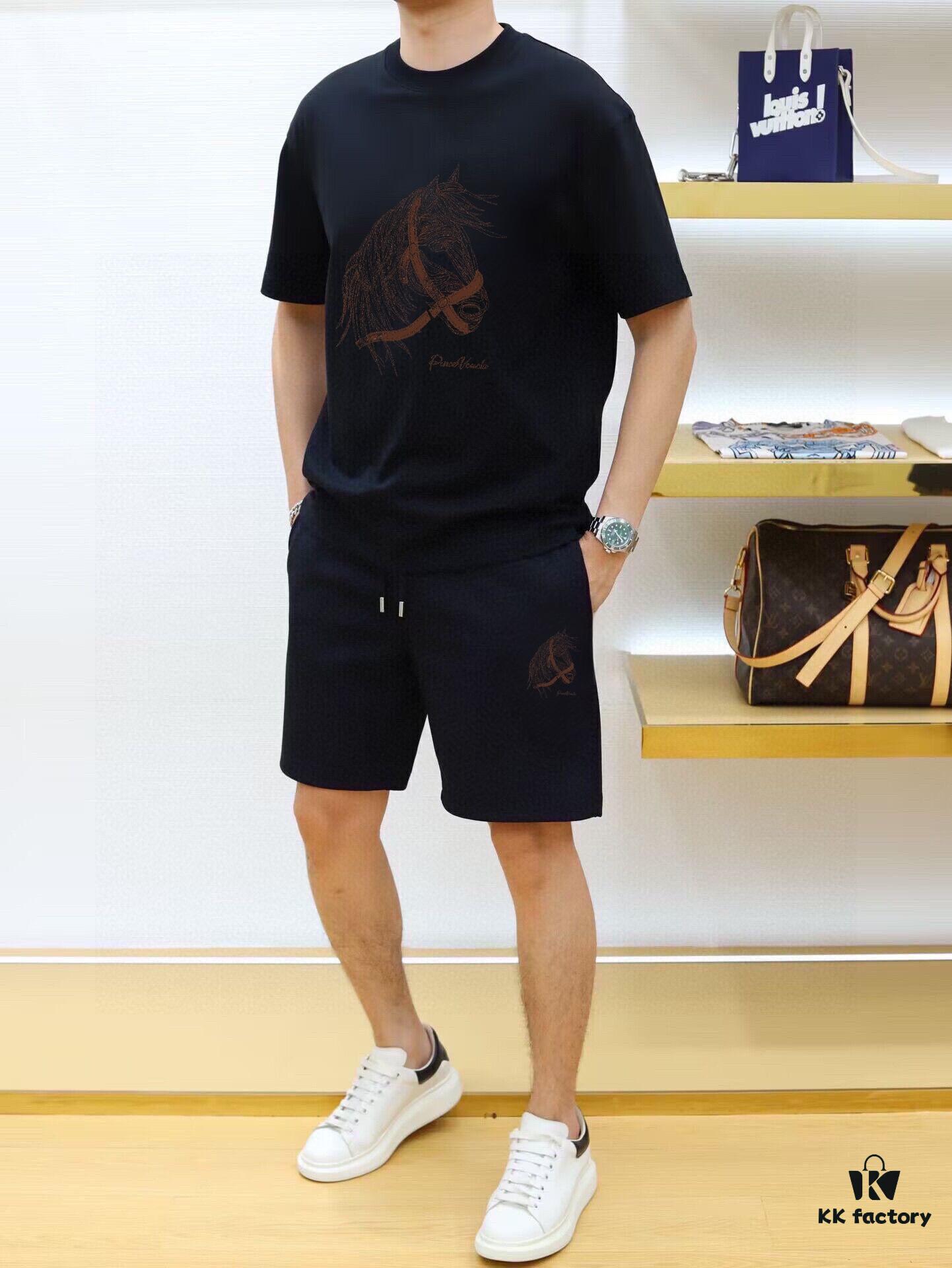 6931a264ccd8ab3d7af967cb HERMES Men's Short-Sleeve T-Shirt and Shorts Set, 2025 New Arrival, Official Website Synchronized Release, High-End Version Available, Exquisitely Soft and Comfortable Fabric, Three-Dimensional Tailoring for Superior Fit