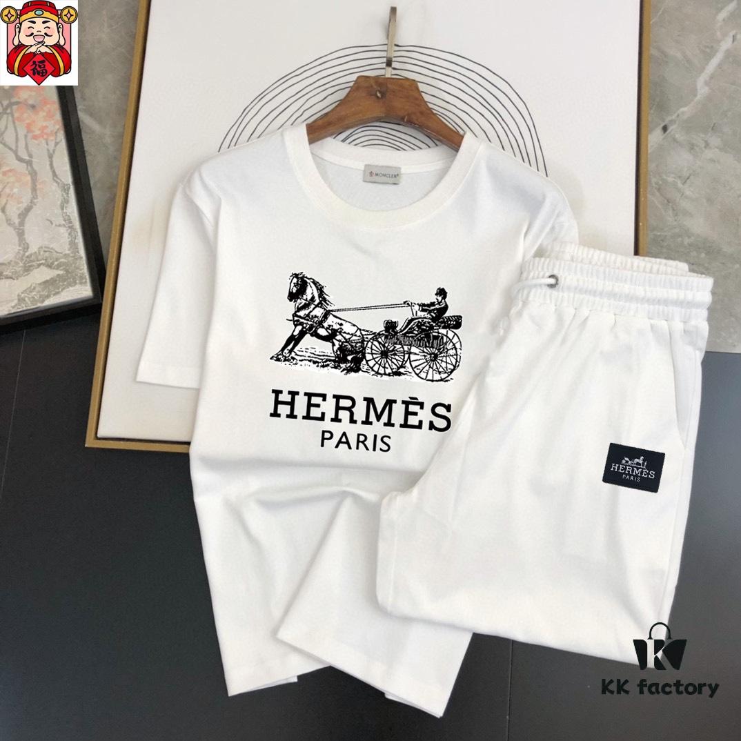 6931a267ccd8ab3d7af96802 HERMES Men's Short Sleeve T-Shirt and Shorts Set 2025 New Arrival! Official Website Synchronized Release! Premium Version with Exquisite Soft Touch for Ultimate Comfort! Three-Dimensional Tailoring Offers Excellent Fit!