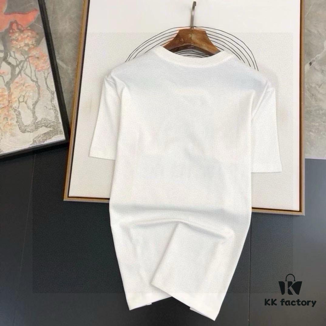 6931a267ccd8ab3d7af96805 HERMES Men's Short Sleeve T-Shirt and Shorts Set 2025 New Arrival! Official Website Synchronized Release! Premium Version with Exquisite Soft Touch for Ultimate Comfort! Three-Dimensional Tailoring Offers Excellent Fit!