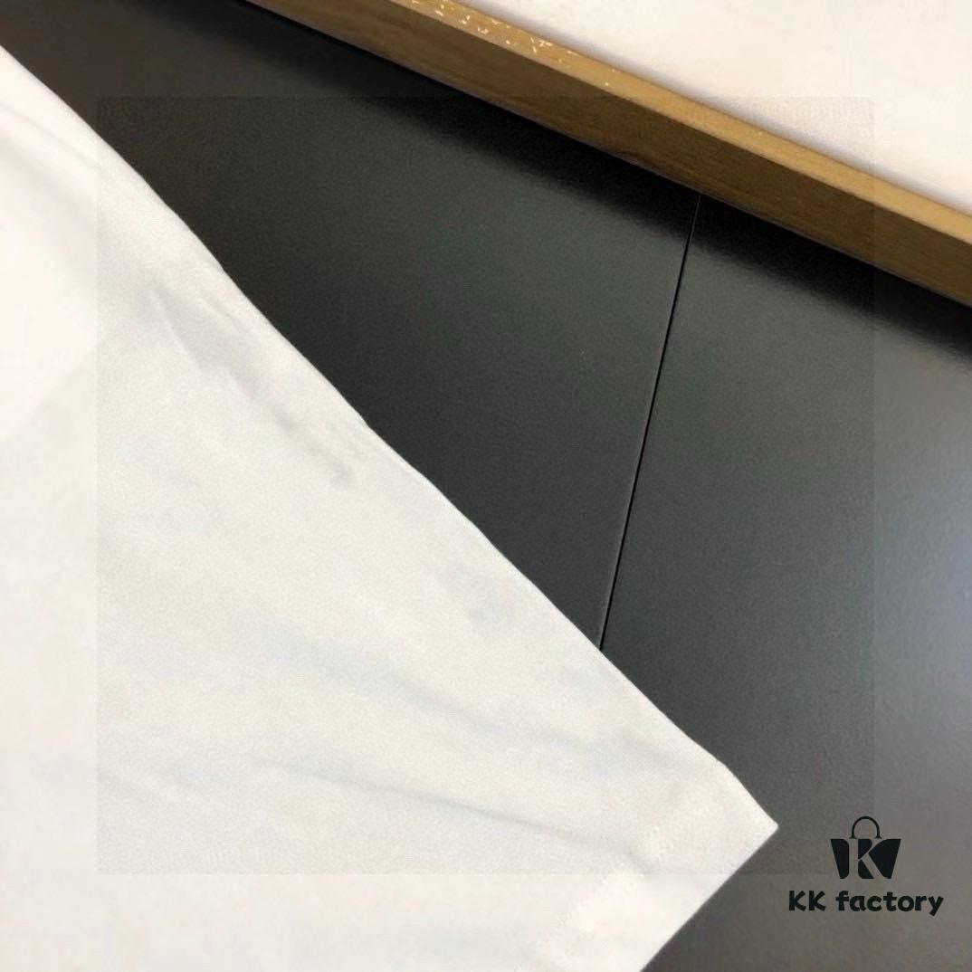 6931a268ccd8ab3d7af96809 HERMES Men's Short Sleeve T-Shirt and Shorts Set 2025 New Arrival! Official Website Synchronized Release! Premium Version with Exquisite Soft Touch for Ultimate Comfort! Three-Dimensional Tailoring Offers Excellent Fit!