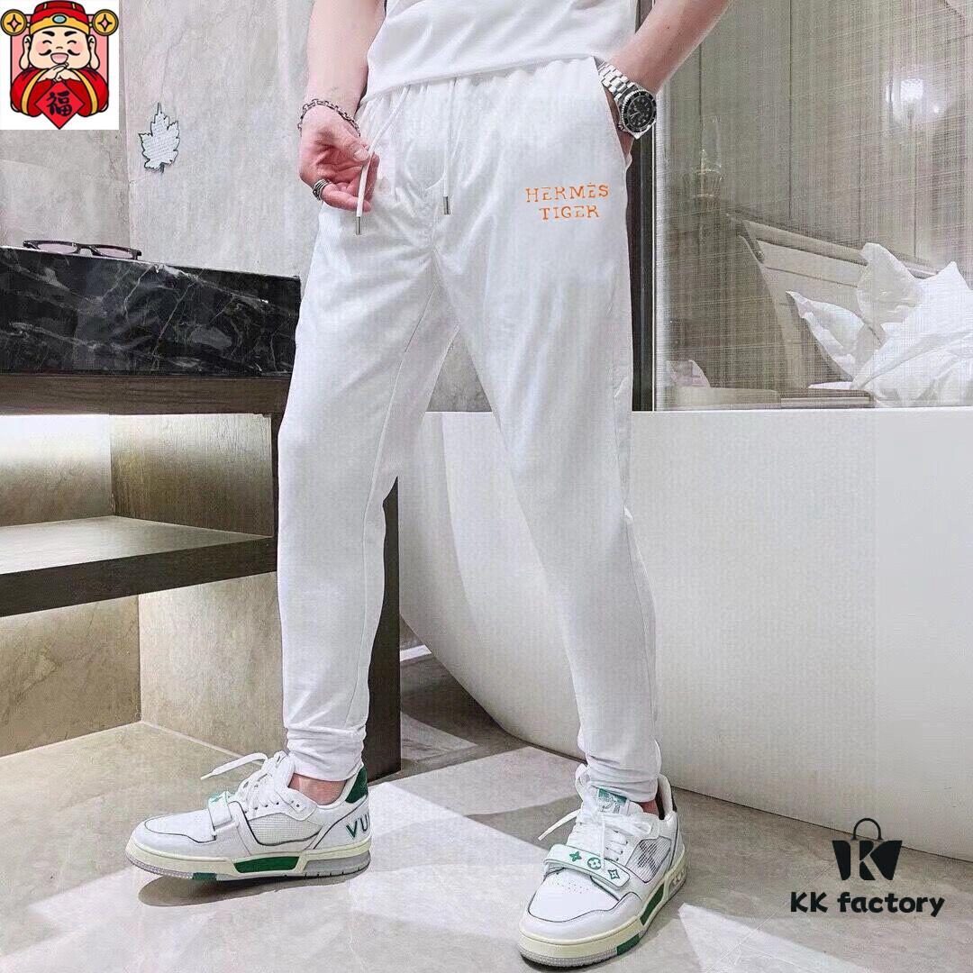 6931a269ccd8ab3d7af96829 HERMES (Good News for Big Men) 2025 Official Website Same Style World-Famous Luxury Brand Summer Men's Double-Mercerized High-Quality Bull-Shirt Set Imported Original Fabric, Trendy Fashion of the Season, Versatile Bestseller. Simple and Elegant Design with Precision Craftsmanship Keeps You at the Pinnacle of Fashion