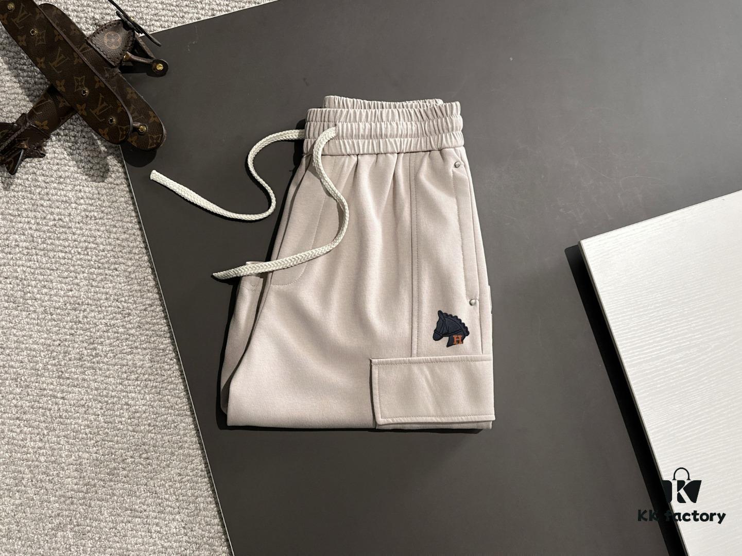 6931a27cccd8ab3d7af968ef Hermes 2025 Spring and Summer New Arrival Elastic Waist Casual Shorts, High-End Custom Fabric, Breathable and Comfortable, Exquisite Details, Premium Quality, Soft and Smooth Texture, Stylish Leisure Cut