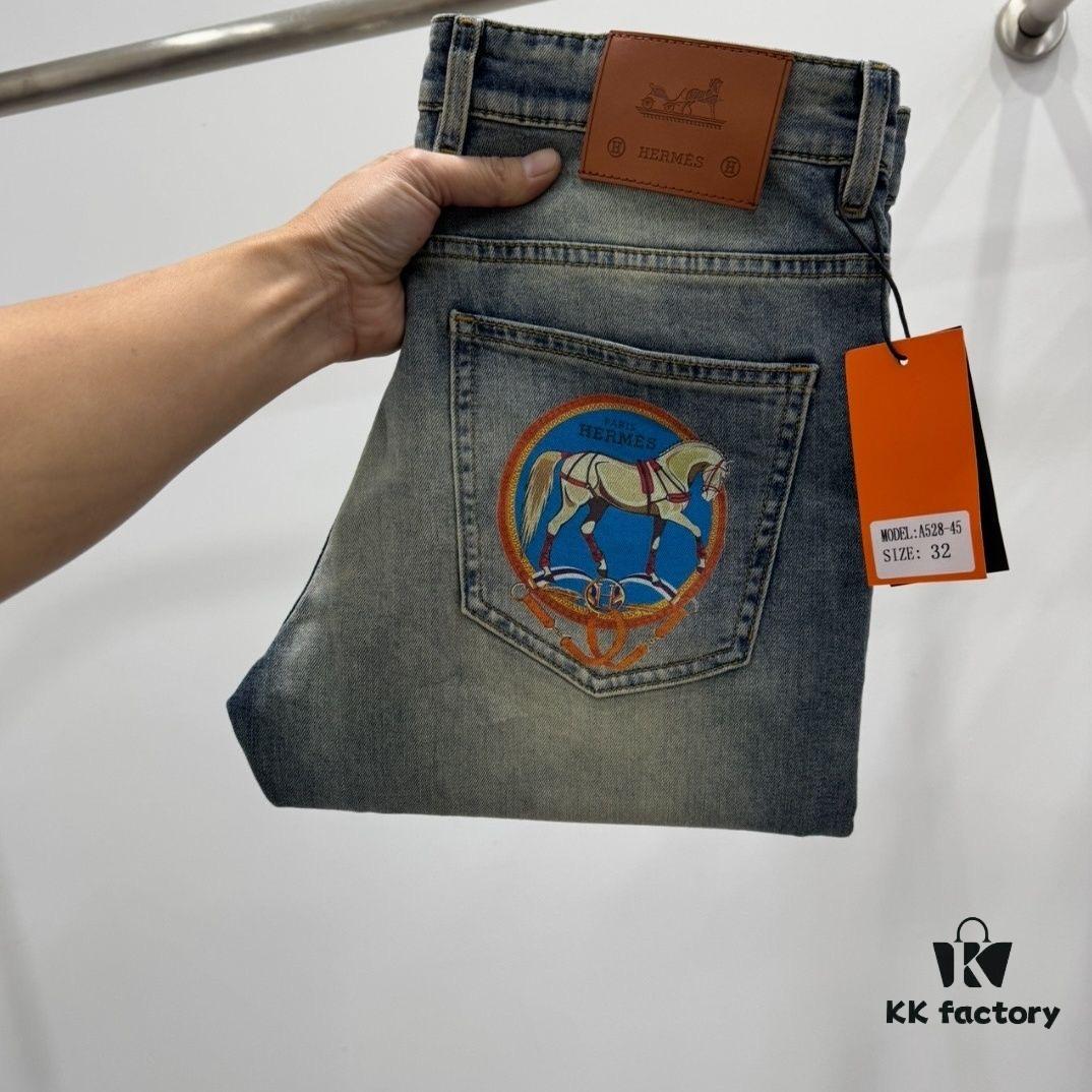 6931a27dccd8ab3d7af968f1 2025 Spring Summer European Cabinet New Arrival Ultra A-Level Proxy Grade Overseas Trading Company Order Source Top Original High-End Men's Custom Fashion Slim Straight Jeans