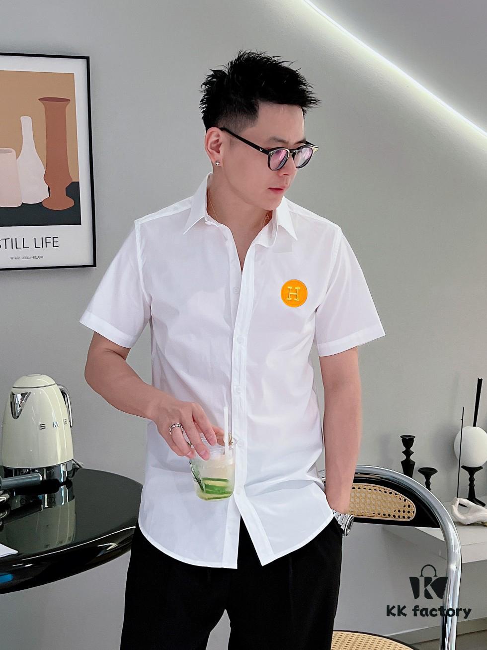 6931a281ccd8ab3d7af96938 Hermès* Stylish Slim-Fit Short-Sleeve Shirt, 100% Luthai Silk-Smooth Fabric, Comfortable and Breathable, Casual Shirt with Minimalist Fashion Design, Elegant and Versatile
