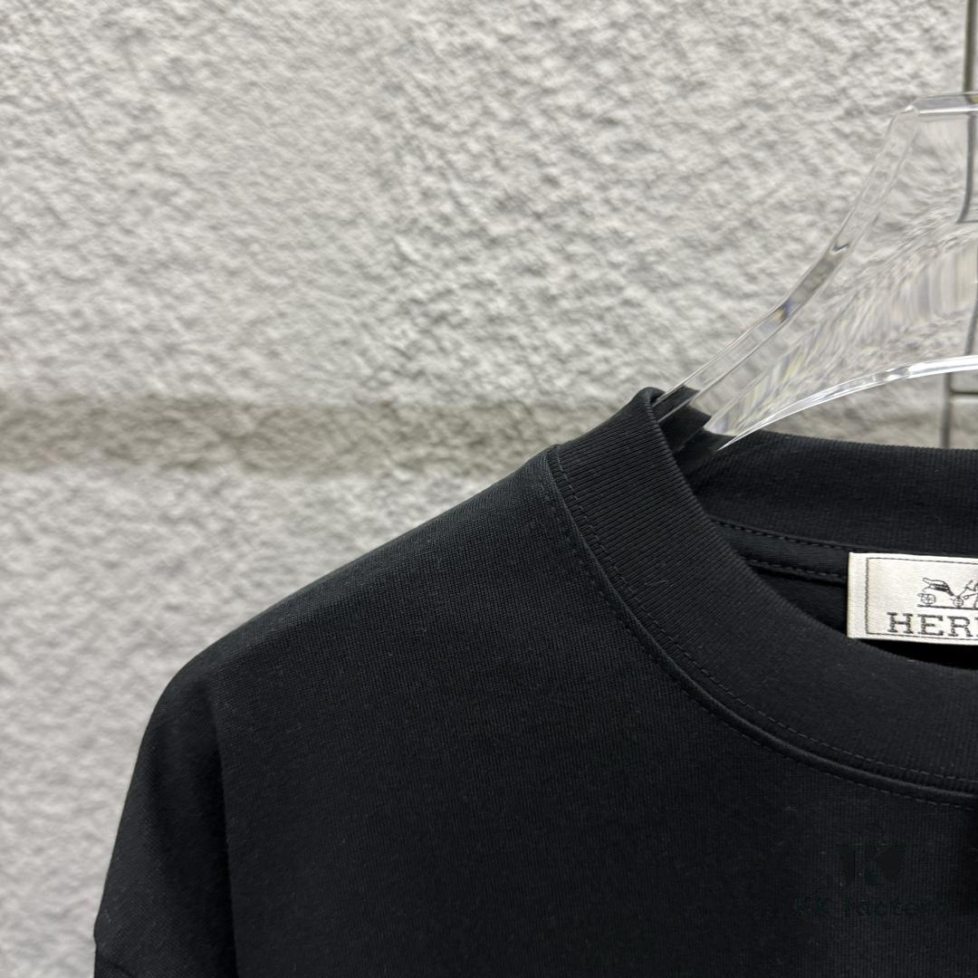 6931a282ccd8ab3d7af9695b Hermes 2025 Spring/Summer New Arrival Moon Horse Print Custom Double Gauze Plain Cotton Short Sleeve T-Shirt Unisex