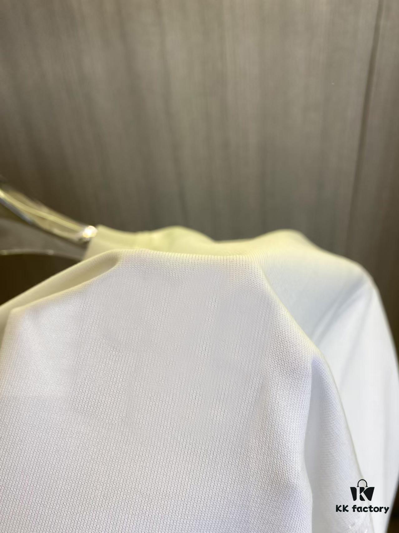 6931a28accd8ab3d7af969e6 Hermès 2025SS Spring/Summer Latest Short-Sleeve T-Shirt – High-Quality Cotton Fabric, Embroidery and Digital Print, Unisex Loose Fit