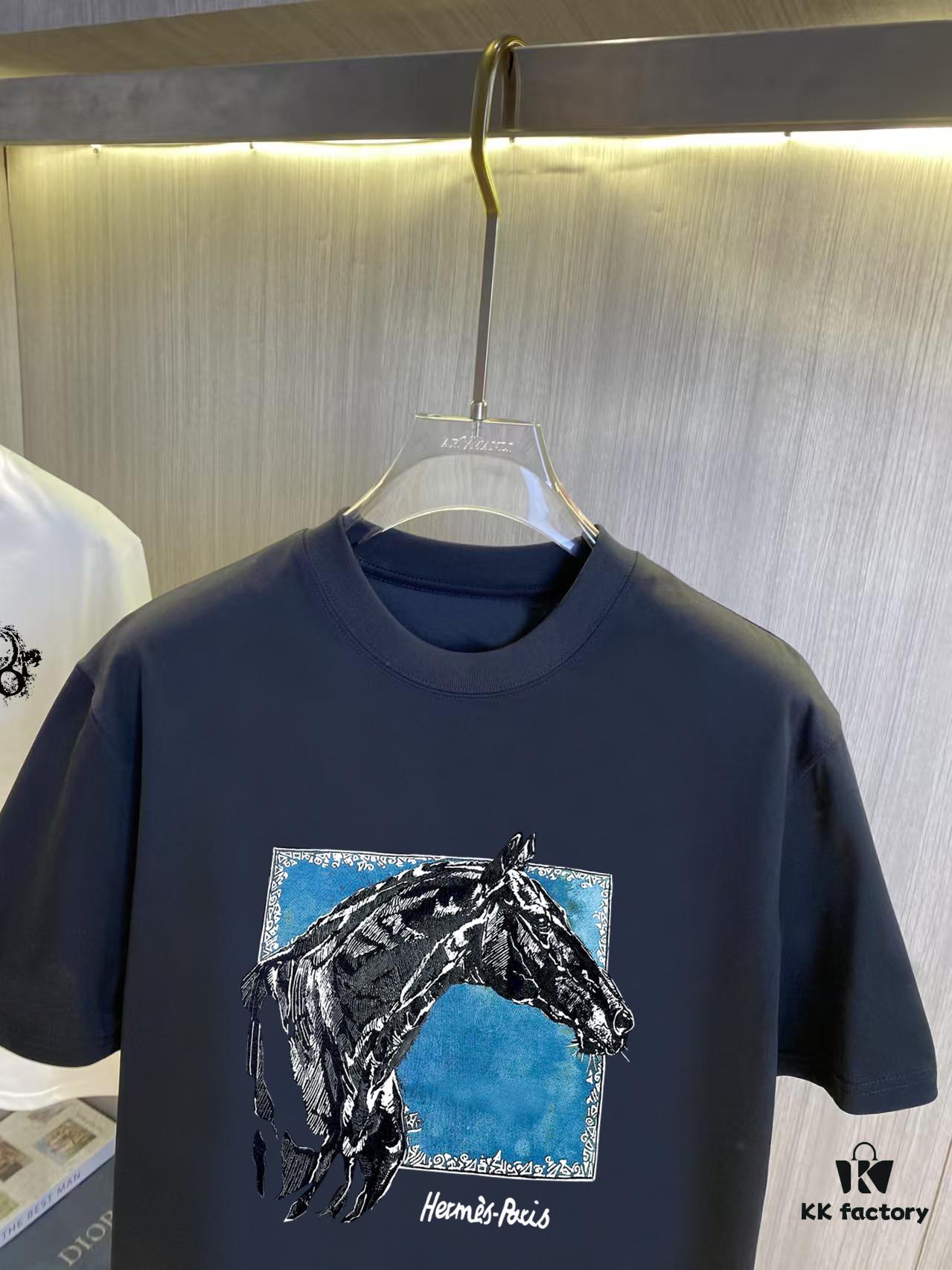 6931a28accd8ab3d7af969e9 Hermès 2025SS Spring/Summer Latest Short-Sleeve T-Shirt – High-Quality Cotton Fabric, Embroidery and Digital Print, Unisex Loose Fit