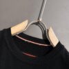 6931a28accd8ab3d7af969f7 Hermès 2025 Spring/Summer New Men's Round Neck Short-Sleeve T-Shirt, High-Quality Combed Cotton Knit Fabric with Embroidered Logo