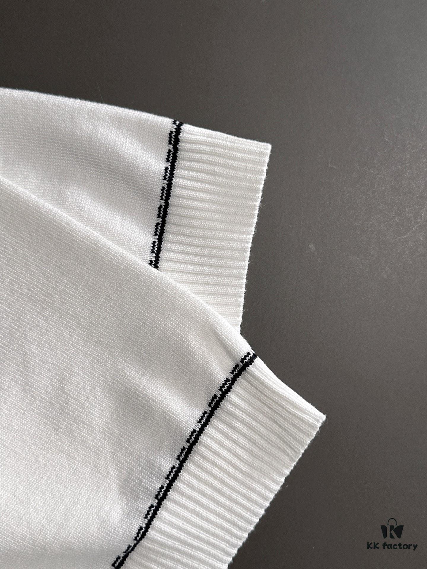 6931a295ccd8ab3d7af96aaf High-Quality Hermès 2025 Spring/Summer New Men's Notched Collar Short-Sleeve T-Shirt