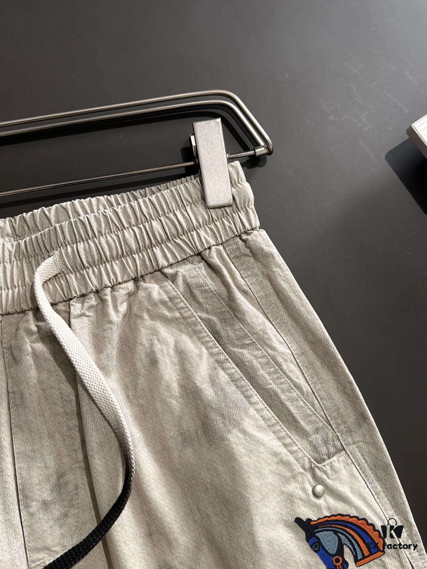 6931a297ccd8ab3d7af96ad6 Hermes 2025 Spring/Summer New Elastic Waist Casual Pants, Lightweight Custom Fabric from Boutique, Breathable and Highly Comfortable, Exquisite Details, Brand-Inspired Design Concept Reflecting High Quality, Soft and Delicate Touch, Leisure Cut with Excellent Fit