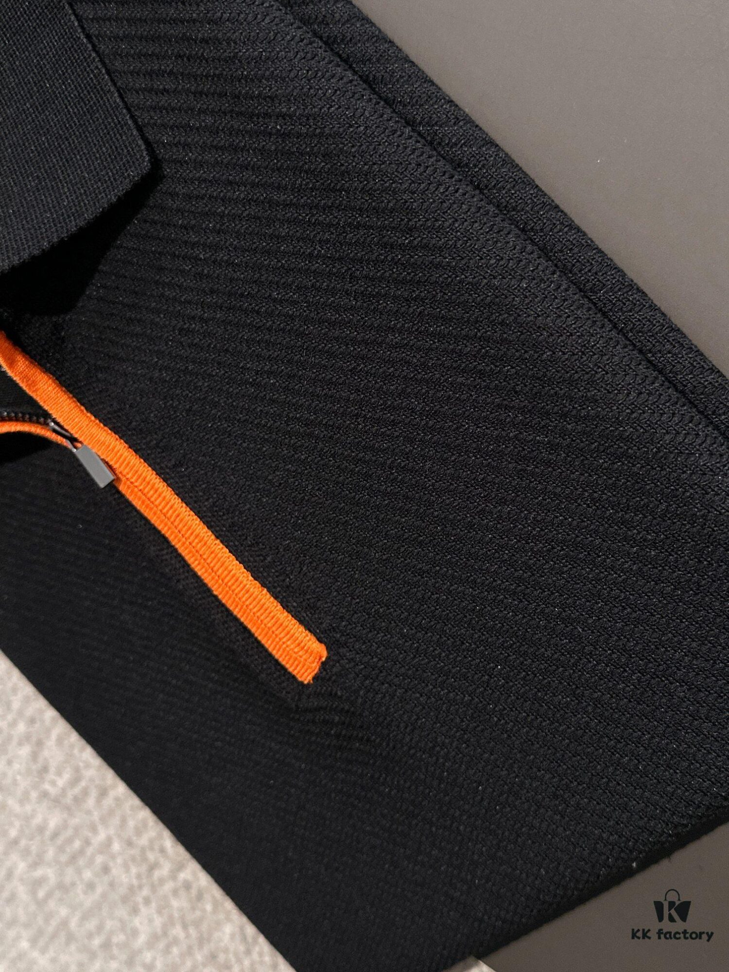 6931a297ccd8ab3d7af96ae1 High-Quality Hermès 2025 Spring/Summer New Men's Collared Short-Sleeve T-Shirt