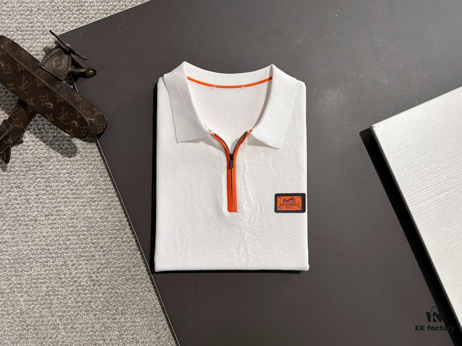 6931a299ccd8ab3d7af96af7 High-Quality Hermès 2025 Spring/Summer New Men's Collared Short-Sleeve T-Shirt