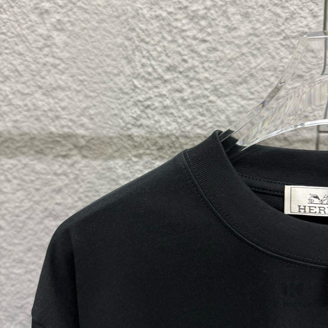 6931a29bccd8ab3d7af96b29 Hermes 2025 Spring/Summer New Arrival Building Block Horse Print Custom Double-Gauze Plain Cotton Short-Sleeve T-Shirt Unisex