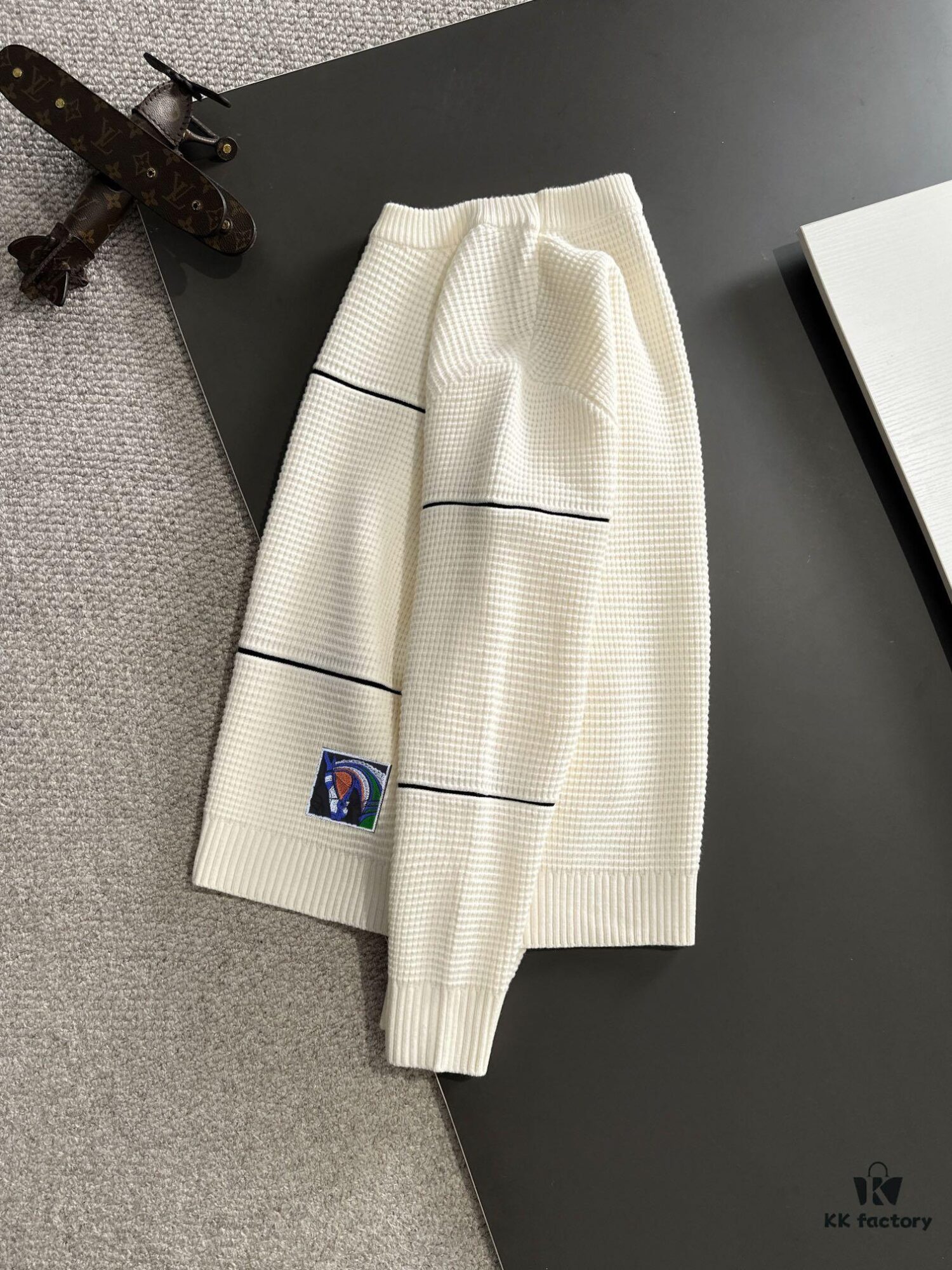 6931a2a6ccd8ab3d7af96bf3 Hermès 2024 Autumn-Winter New Round Neck Wool Blend Sweater, Official Store Bestseller, Embroidered Logo, Premium Craftsmanship