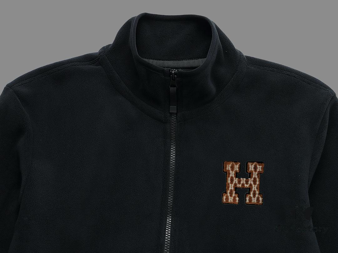 6931a2afccd8ab3d7af96c8f Hermes (Complete Three Labels) 2024 Autumn-Winter Men's Cardigan Crewneck Jacket, Imported Double-Sided Fleece Fabric from Germany