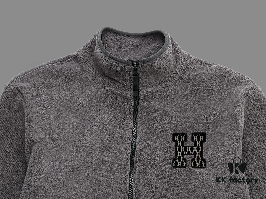 6931a2b0ccd8ab3d7af96ca5 Hermes (Complete Three Labels) 2024 Autumn/Winter Men's Cardigan Crewneck Jacket, Imported Double-Sided Fleece Fabric