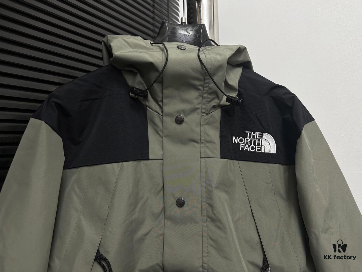 6931a2c9ccd8ab3d7af96e78 The North Face 1990 Classic Outdoor Waterproof Hiking Jacket (Premium Version)