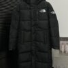 6931a2cdccd8ab3d7af96ebe THE NORTH FACE NEVER STOP EXPLORING Series Long-Length Down Jacket - Unisex Workwear Style with Hood, Waterproof and Windproof Fabric, 800 Fill Power White Goose Down