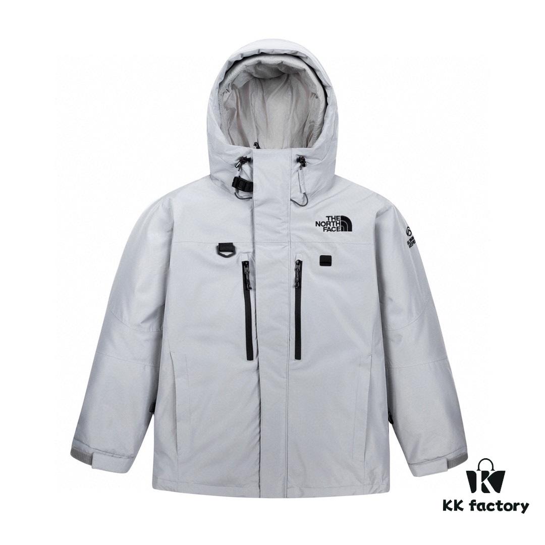 The North Face Himalaya Summit Series Tri-in-One Waterproof Windproof Warm Detachable Down Jacket Set