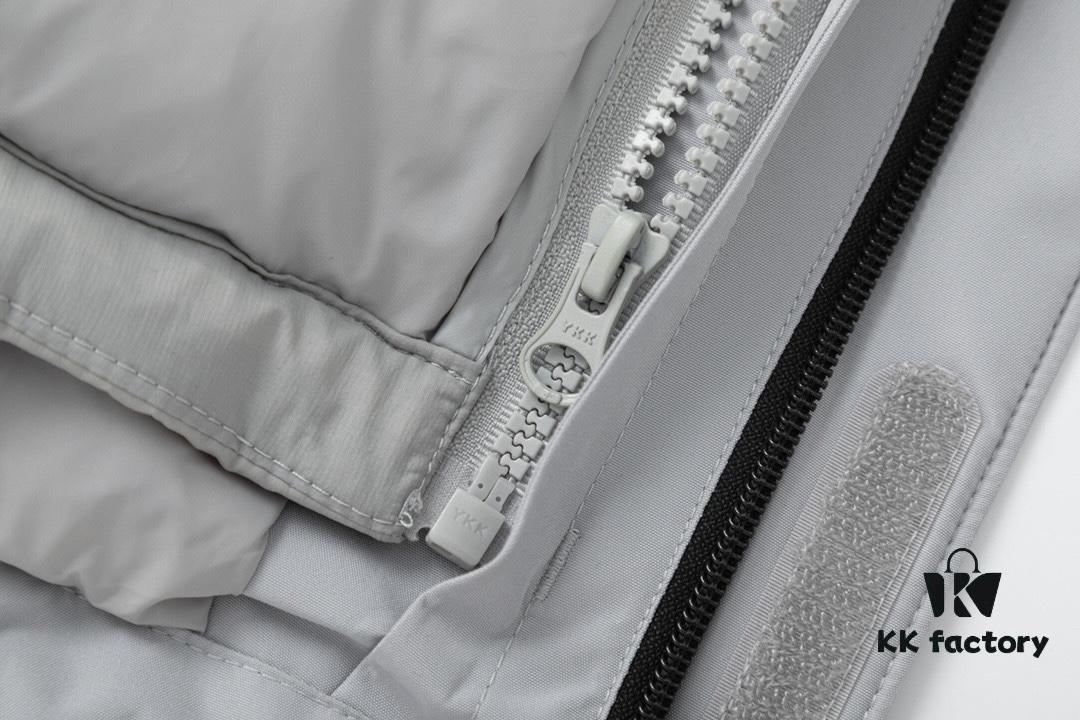 The North Face Himalaya Summit Series Tri-in-One Waterproof Windproof Warm Detachable Down Jacket Set